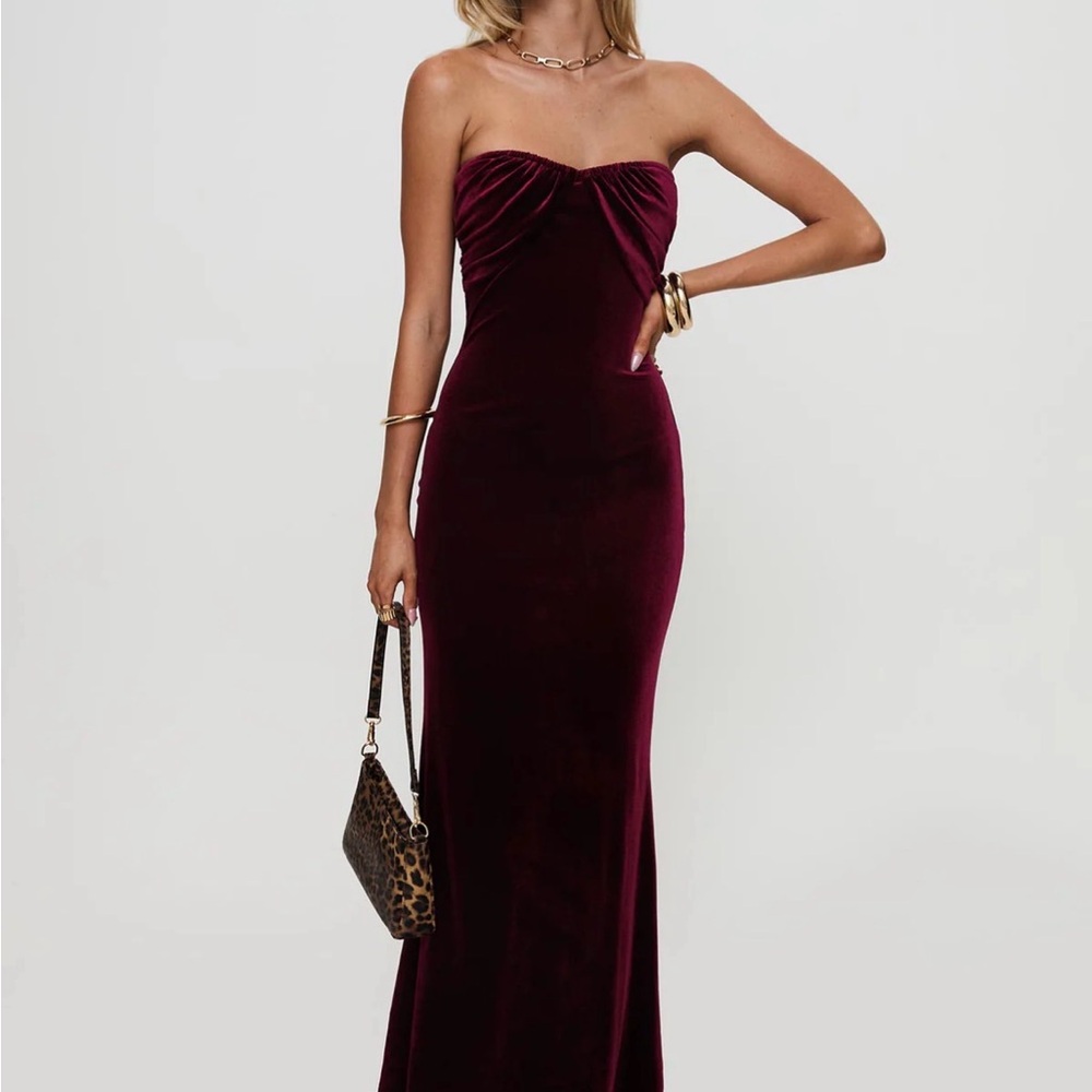 Princess Polly Irena Strapless Maxi Dress Burgundy • Worn Once • Size 6